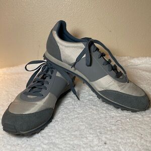 HELLY Hansen B & B Sneakers Size 9